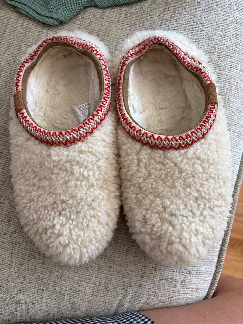 UGG Cream Shearling Slip-On Slippers with Red Trim